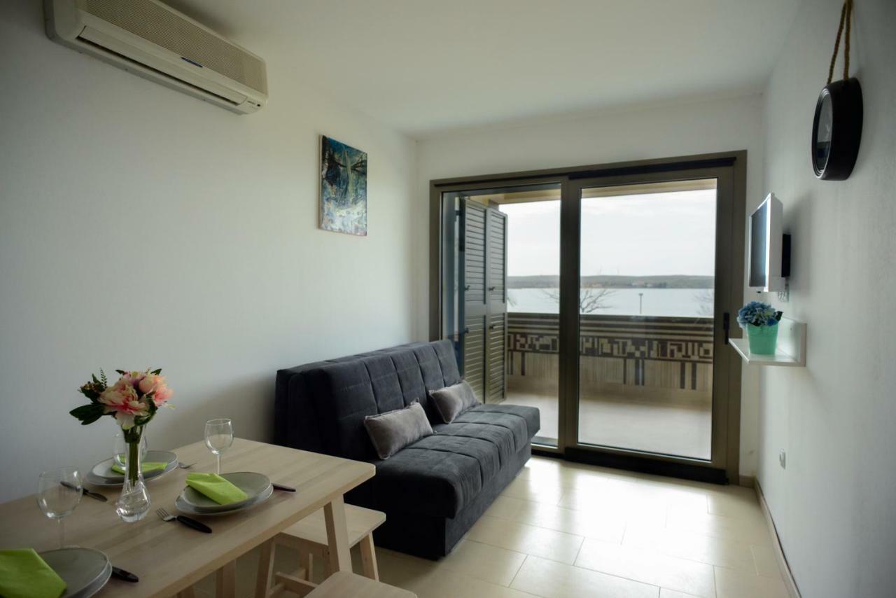 Apartments Svijet Mora 2 Povljana Kültér fotó